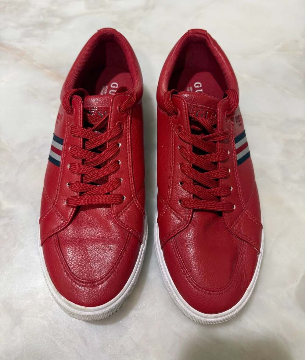 Guess Men's Red Faux Leather Low Top Lace-Up Sneakers Size 9.5